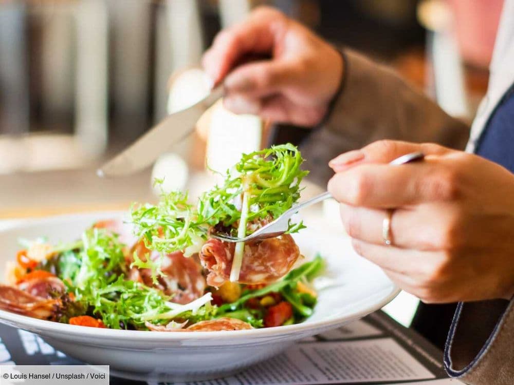 Ventre plat : voici les 5 familles d'aliments qui causent le plus de ballonnements