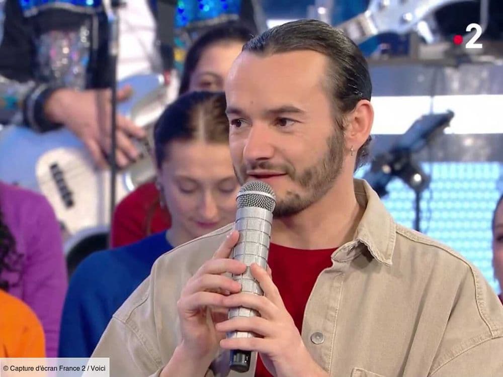 N'oubliez pas les paroles : Benoît en couple ? Le maestro fait des révélations sur sa vie amoureuse (ZAPTV)