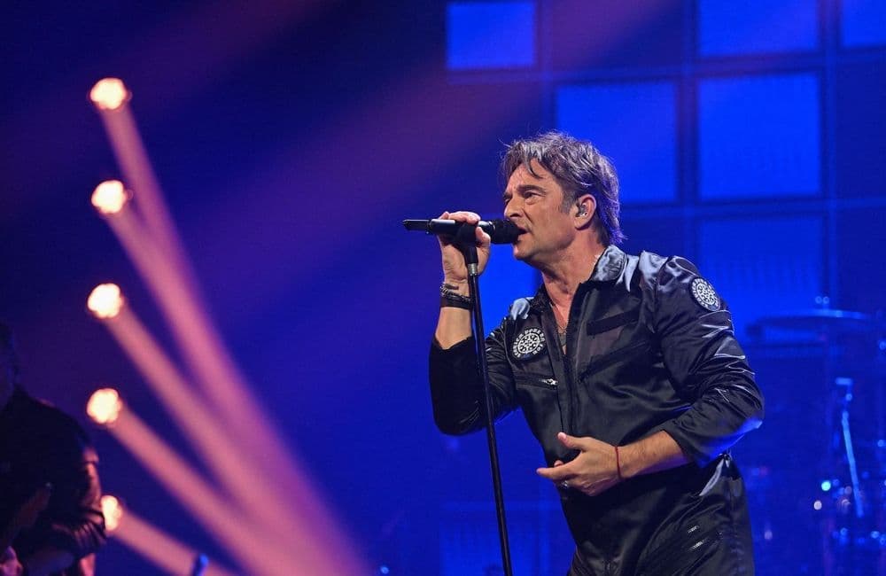 Laura Smet et Sylvie Vartan réunies sur scène avec David Hallyday