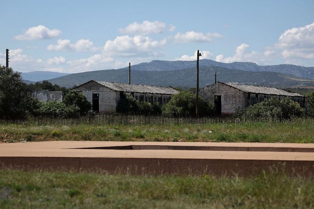 Harkis morts à Rivesaltes: plainte contre X pour recel de cadavre