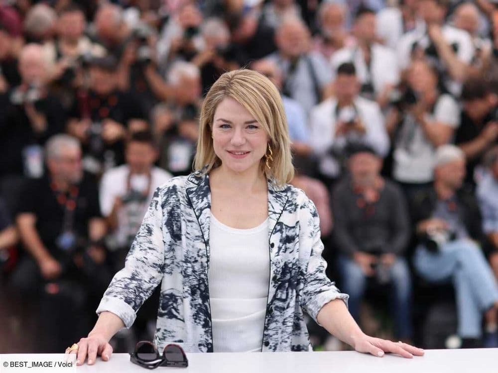 "Je ne peux pas y croire" : Émilie Dequenne partage un message bouleversant après le décès de sa "compagne de combat"