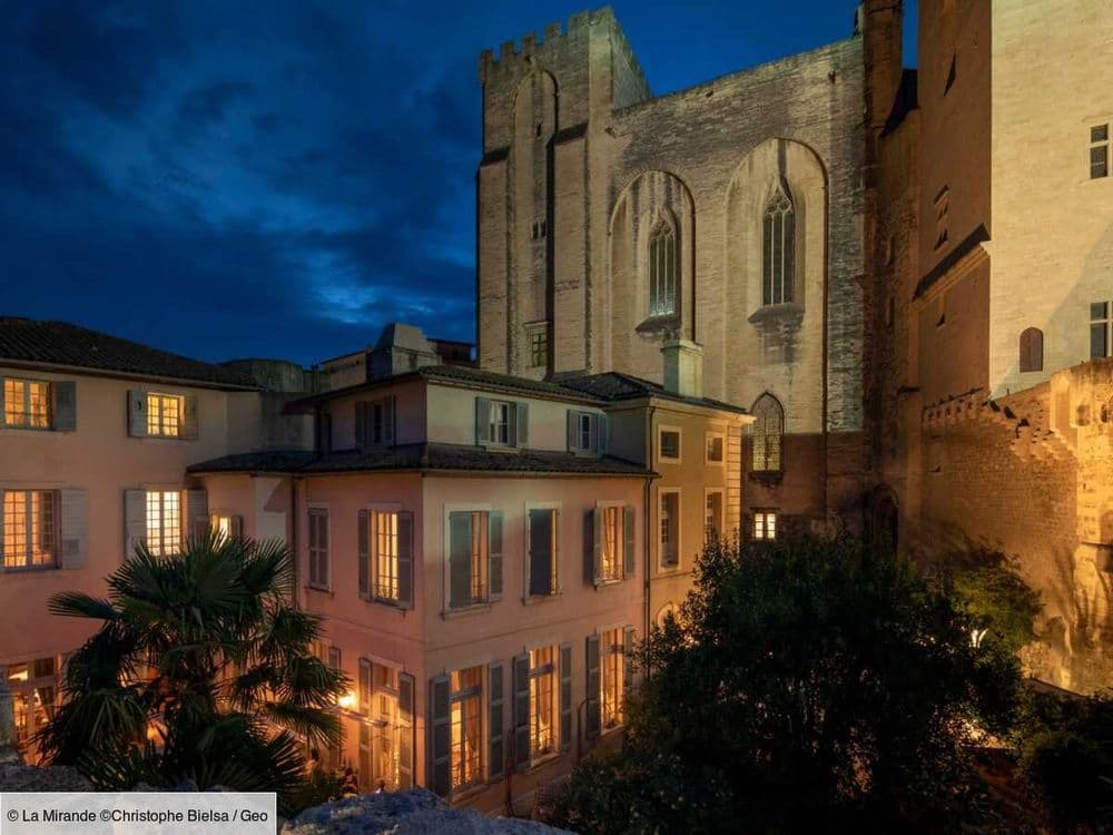 La Mirande: cette ancienne annexe secrète du Palais des Papes est devenue un hôtel d’exception