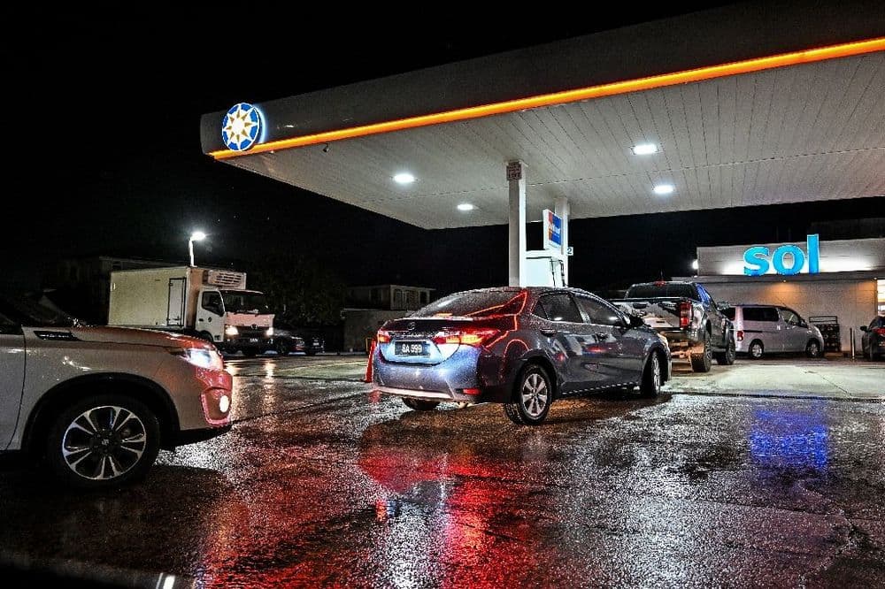 Les Caraïbes se préparent au passage de l'ouragan Béryl qui reste "dangereux"