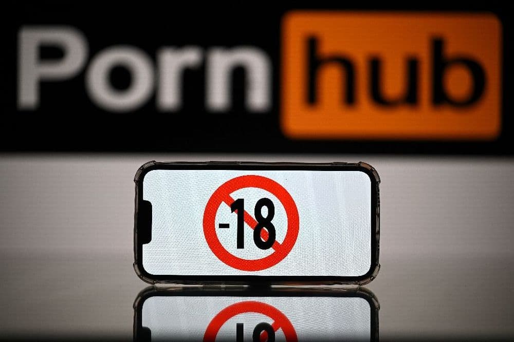 Protection des mineurs: l'UE ouvre une enquête contre quatre plateformes pornographiques