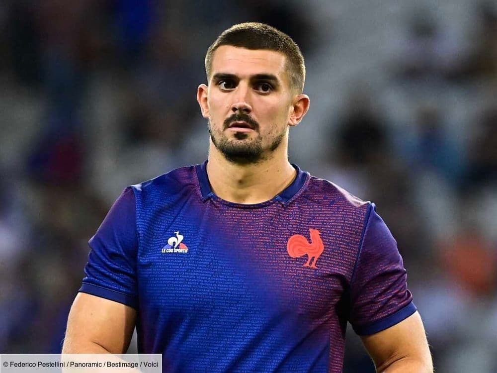 Thomas Ramos en couple : qui est Sophie, la compagne du joueur de rugby depuis plusieurs années ?