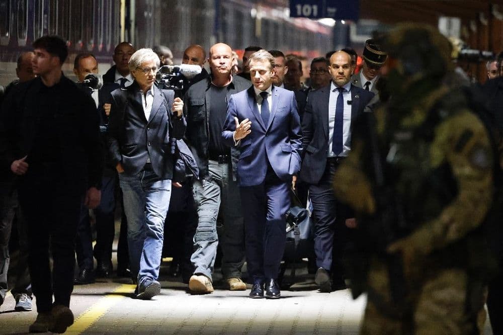 Macron, Merz, Starmer, Tusk samedi à Kiev pour appeler Moscou à un cessez-le-feu "inconditionnel" de 30 jours