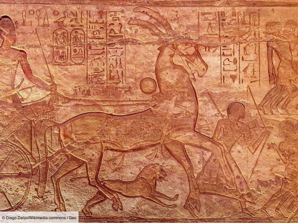 La révolution du char dans l'Égypte antique, symbole du pouvoir pharaonique