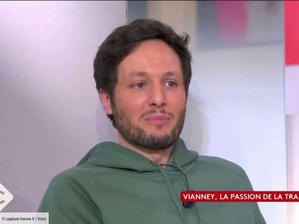 “Ça éclabousse” : Vianney cash sur la difficulté de ses proches à accepter ses “bad buzz” dans The Voice (ZAPTV)