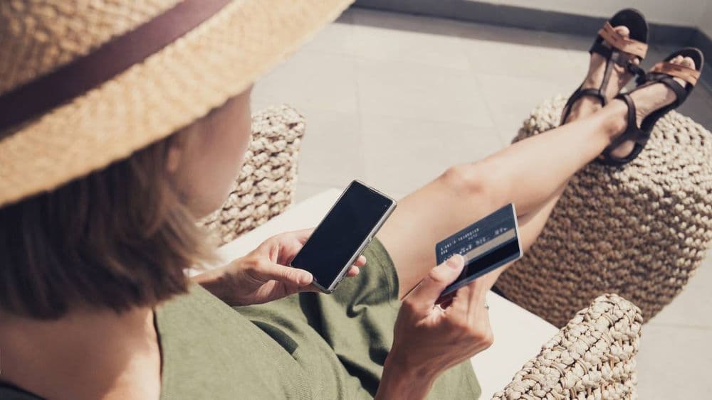 Crédit Agricole, BNP, SG : voici les 10 banques les plus chères pour voyager à l'étranger