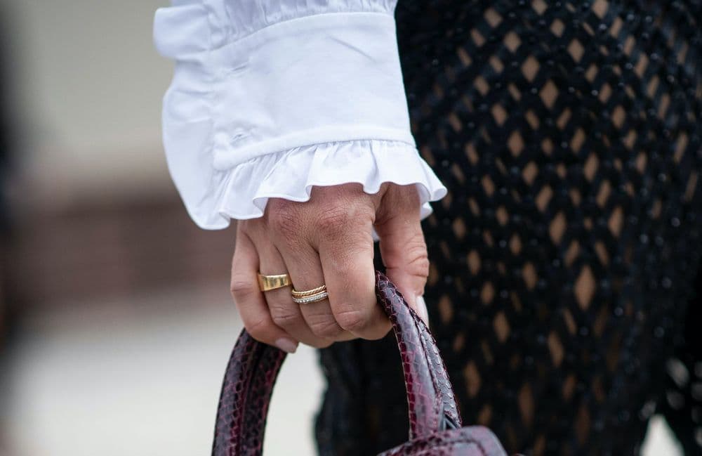 Cette bague de famille historique fait son retour dans nos boîtes à bijoux