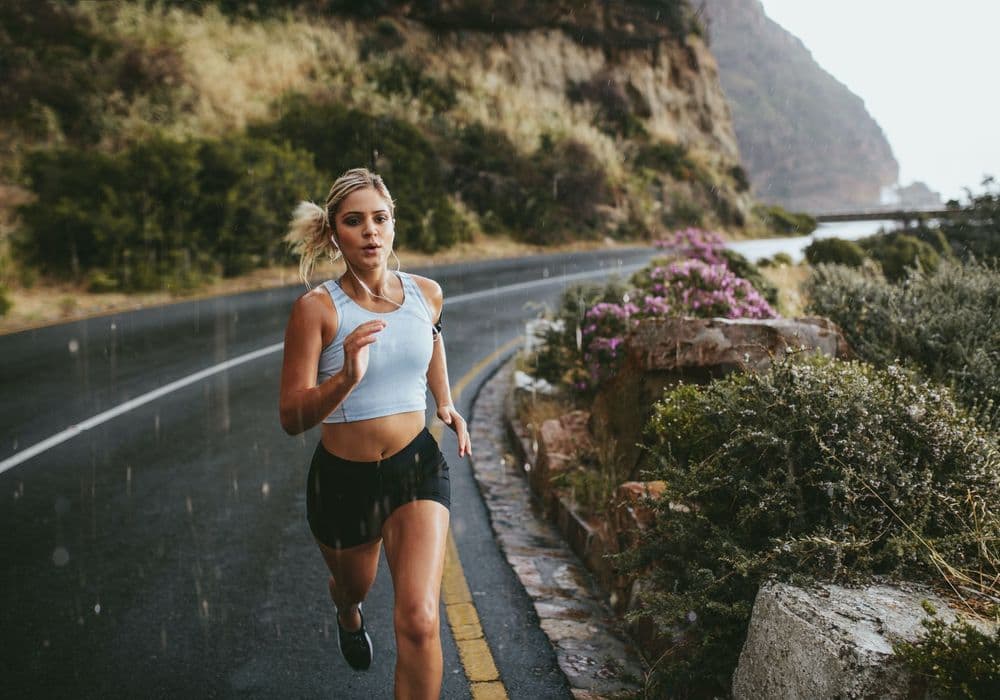 Courir sous la pluie, l’astuce bien-être à ne pas négliger