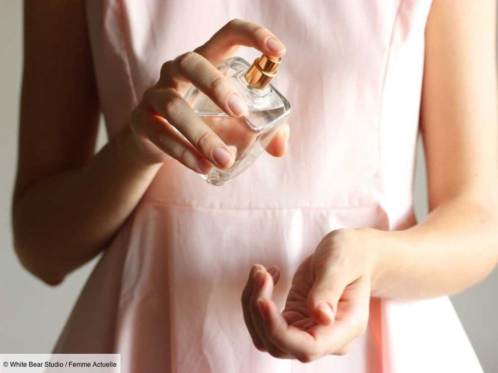 Comment faire tenir votre parfum plus longtemps ? Voici l’astuce de Cristina Cordula