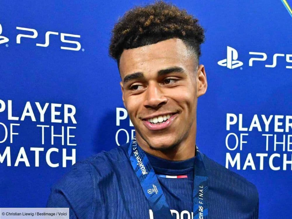 Quel est le salaire de Désiré Doué ? combien gagne-t-il par jour depuis sa signature au PSG ?