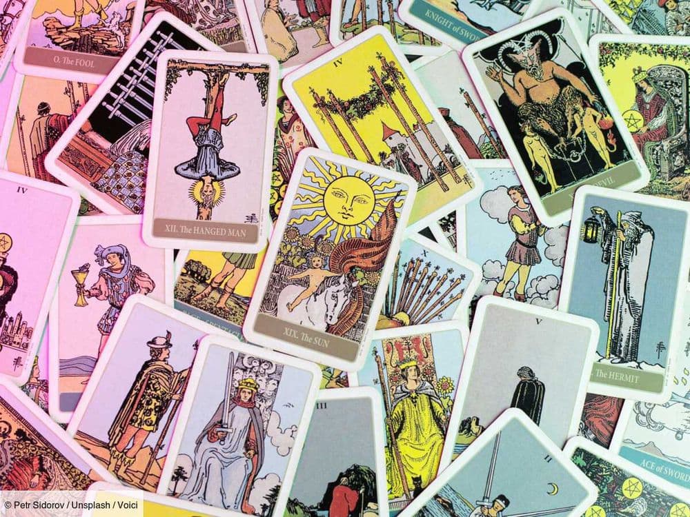 Secrets de cartomancie : quelle est la signification de l'arcane de la Force dans le Tarot de Marseille ?