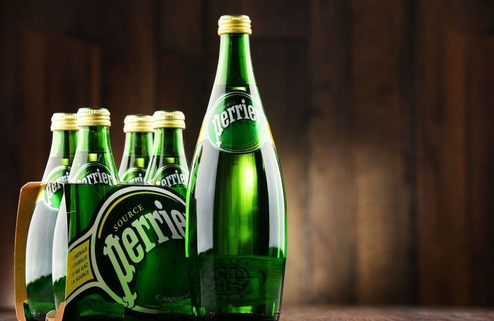 Perrier : un rapport accablant pourrait entraîner l’arrêt de sa production d’eau minérale naturelle