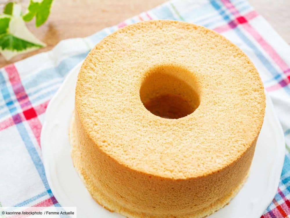 "Un gâteau moelleux et ultra aérien" : Cyril Lignac partage sa recette du "Chiffon cake" - l'impression de croquer dans un nuage