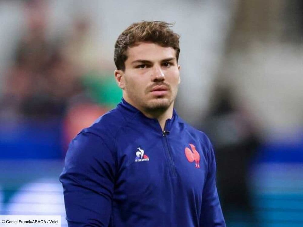 "MP pour un code promo" : Antoine Dupont taquine Kylian Mbappé suite à sa fracture du nez
