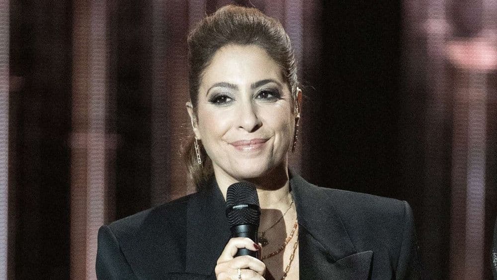 Un collègue de Léa Salamé déballe : « Entre Salamé au 20h, Glucksmann en politique… je préfère boire le pipi d’Aymeric ! »