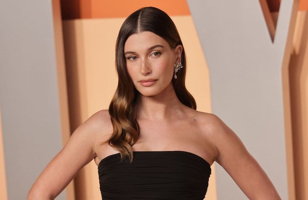 Hailey Bieber dévoile un adorable cliché avec son fils Jack à l’occasion de Pâques