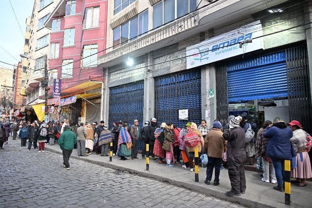 Inflation et pénuries : la Bolivie au bord de l'asphyxie