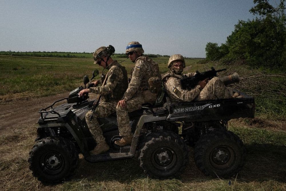 Sur le front, la suprématie des drones russes redessine la logistique ukrainienne