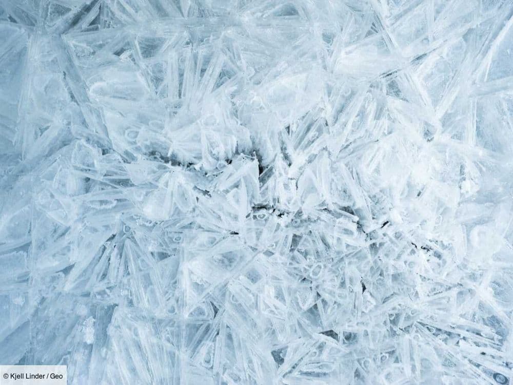 Dans l'espace, des cristaux cachés dans la glace? Une découverte qui bouscule les idées reçues