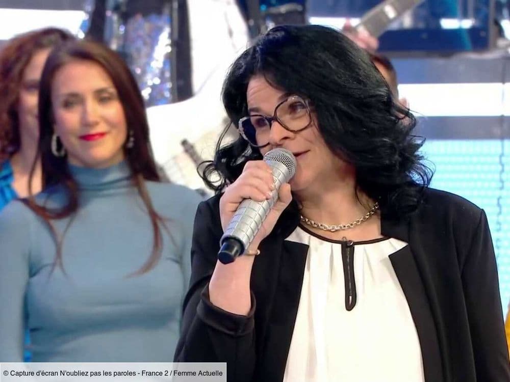 "Je ne l'ai pas reconnu" : cette énorme bourde commise par Sophie ("N'oubliez pas les paroles") face à une célébrité lorsqu'elle était gendarme
