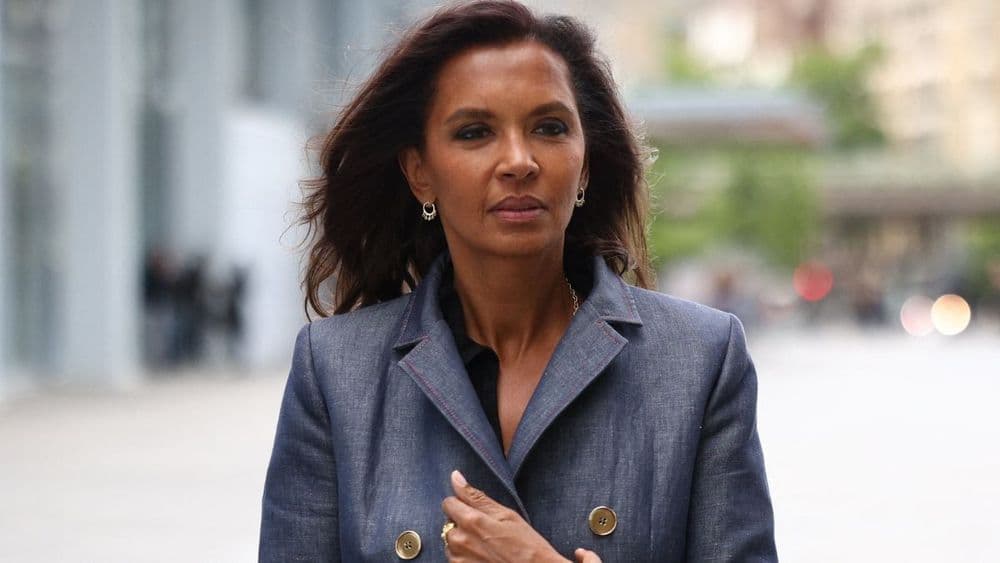 Karine Le Marchand réagit au tollé d'Une ambition intime : "Je m'aperçois que..."