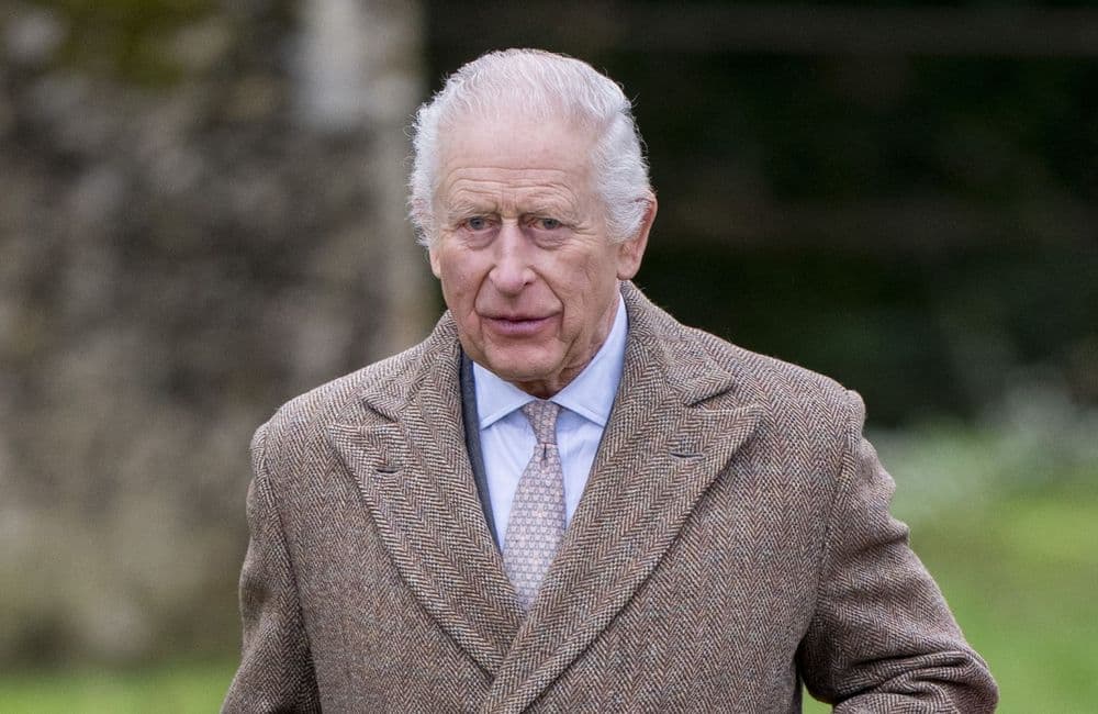 Charles III en kilt pour son nouveau portrait, le monarque célèbre l’Ecosse