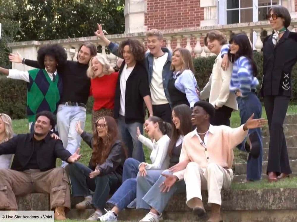 "Envie qu’ils se mettent en couple" : pendant la photo de classe de la Star Academy 2024, un rapprochement fait déjà parler de lui !