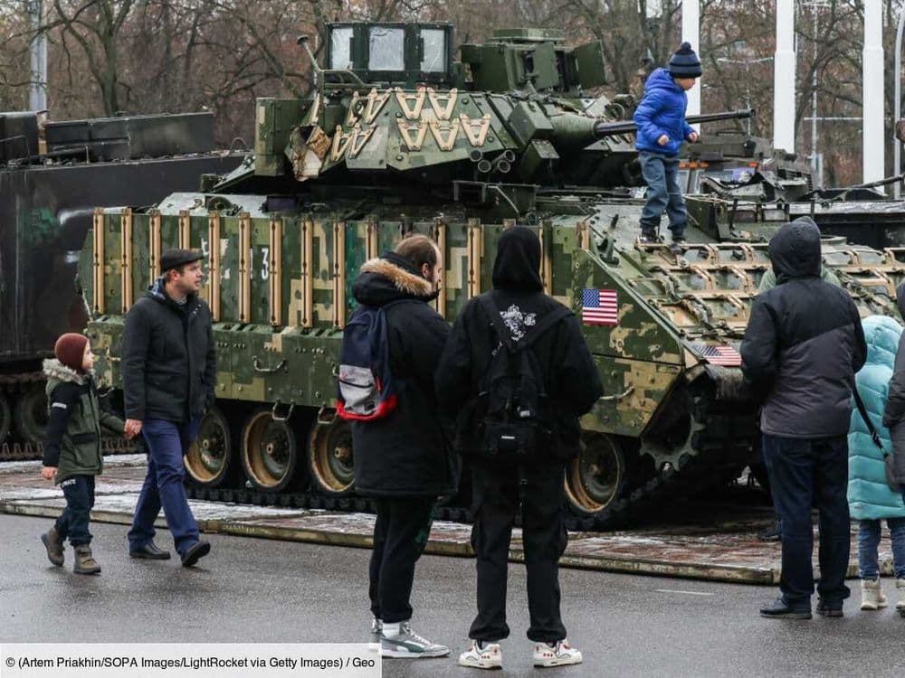 Un M2 Bradley affublé d'un canon russe: le curieux char hybride aperçu en Ukraine