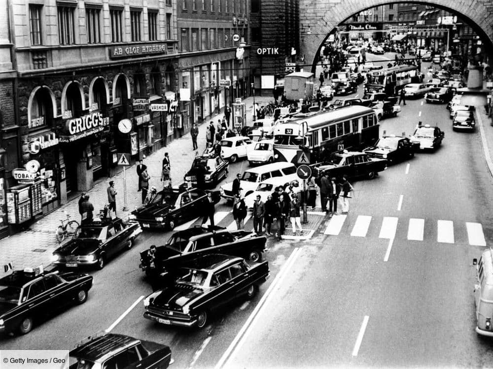En 1967, le jour où la Suède dit adieu à la conduite à gauche