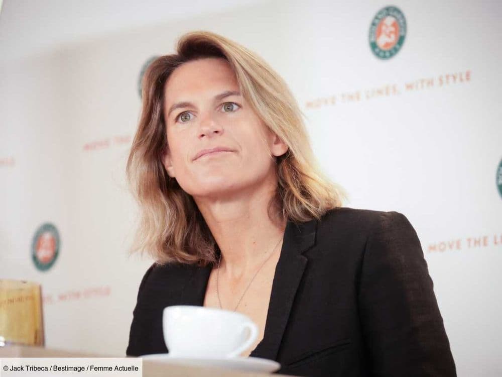 Amélie Mauresmo verse une larme et se confie sur le décès de son père : “Toutes mes plus grandes réussites…”