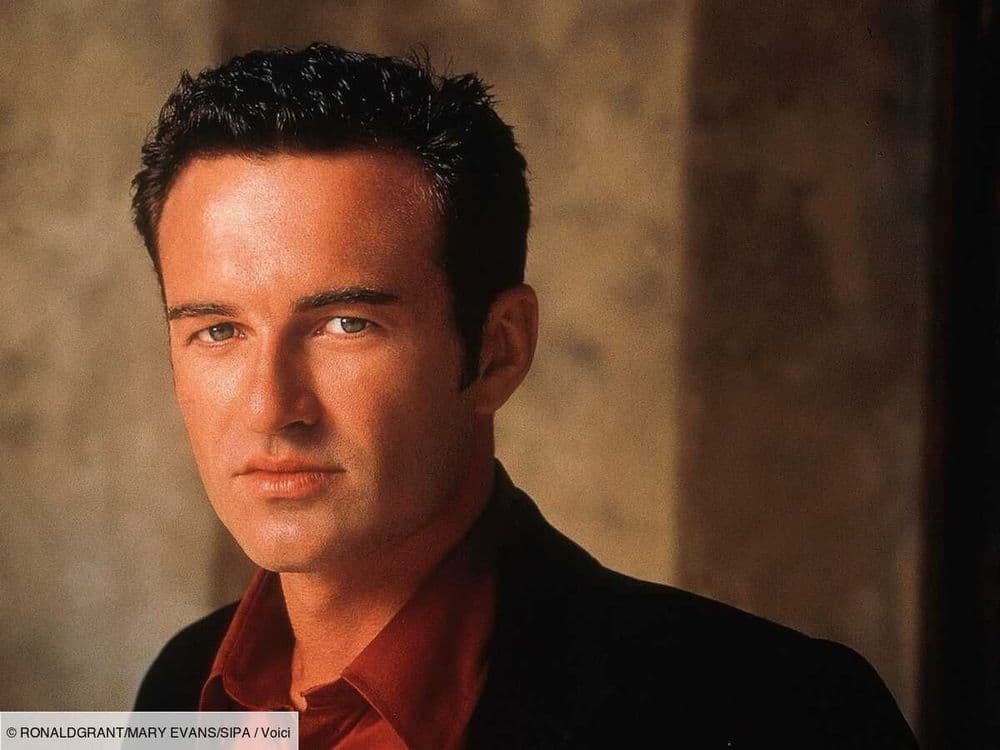 Mort de Julian McMahon : pourquoi l’interprète de Cole a brusquement quitté la série Charmed à la saison 5 ?