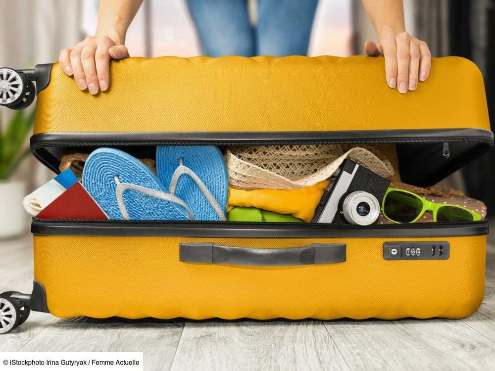 Vous n'arrivez jamais à fermer votre valise cabine quand vous prenez l'avion ? Cette astuce va vous changer la vie