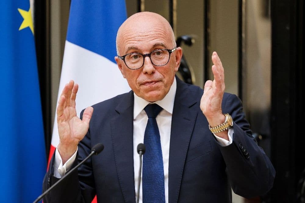 Le patron des Républicains souhaite que la France quitte la CPI