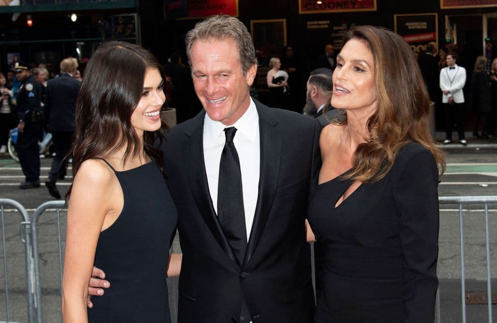 Kaia Gerber : sa mère, Cindy Crawford célèbre son 27e anniversaire de mariage avec Rande Gerber