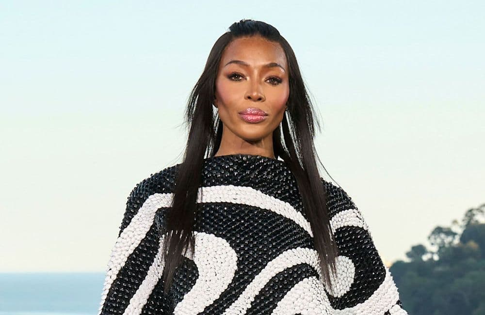 Adoptée par Naomi Campbell, cette coiffure est idéale pour les beaux jours