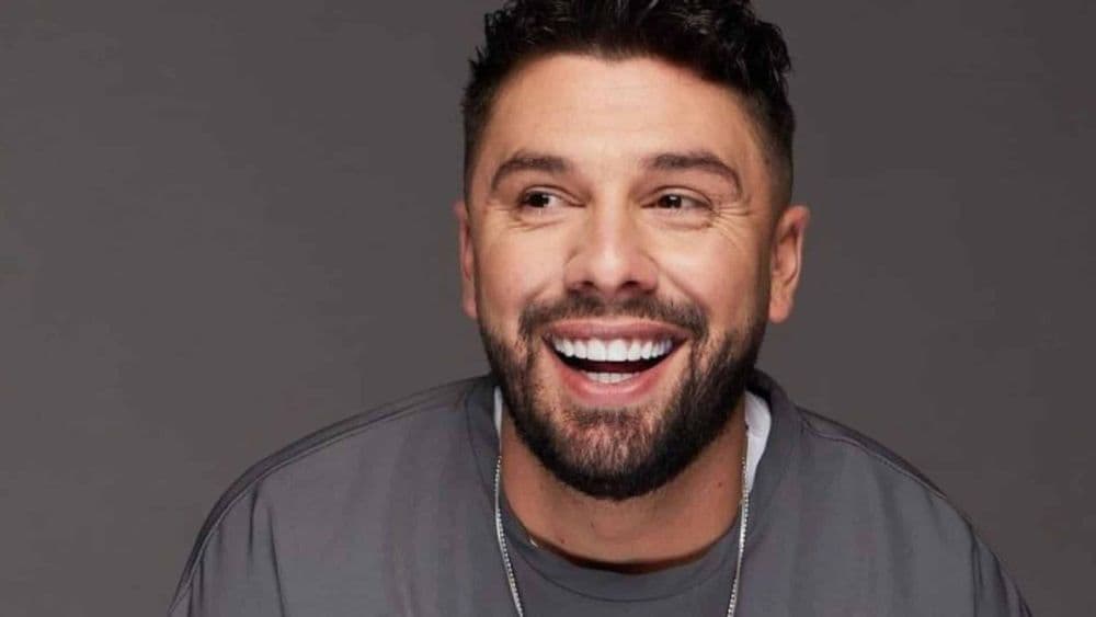 "Je l'aime" : Kevin Guedj de nouveau en couple, il officialise sa relation, regardez !