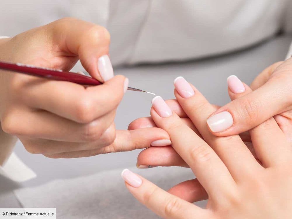 3 tendances vernis canon pour ongles courts à adopter au printemps