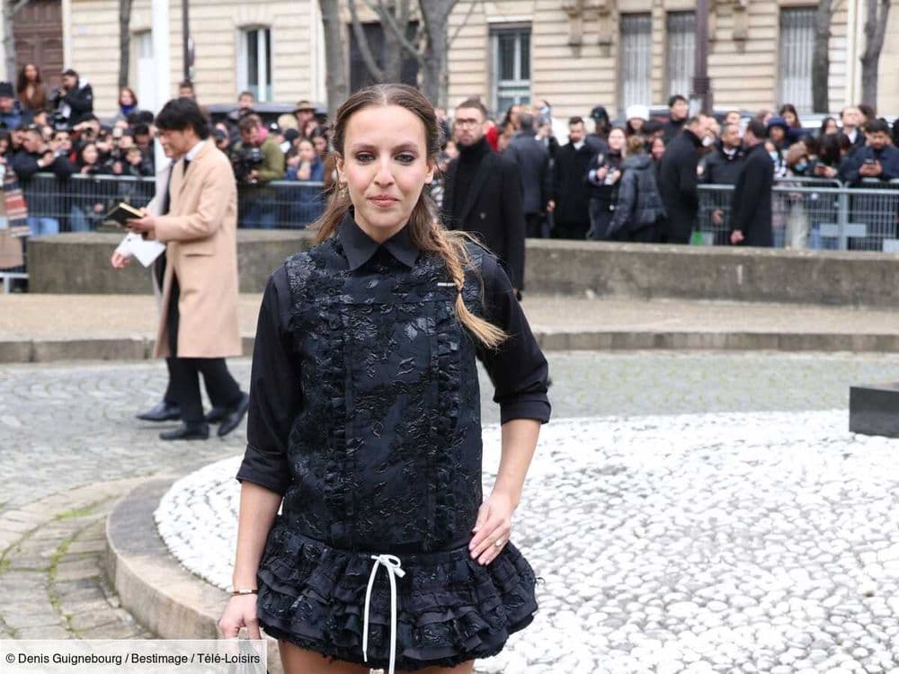 Carla Ginola, Tina Kunakey, Sydney Sweeney... Les stars se pressent au défilé Miu Miu de la Fashion Week