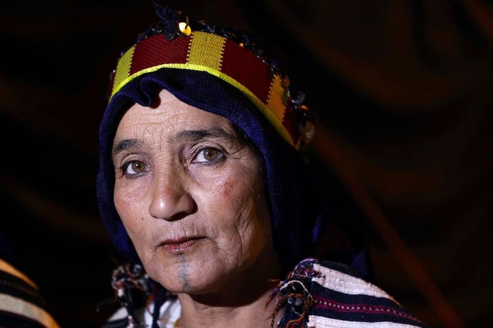 Au Maroc, les tatouages des femmes berbères tombent en désuétude
