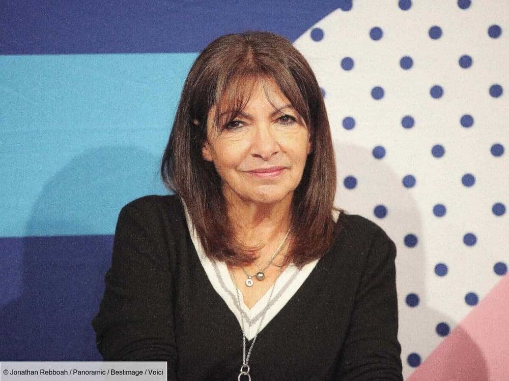 JO de Paris 2024 : cette "mesquinerie" qu'Emmanuel Macron aurait faite à Anne Hidalgo pendant la cérémonie