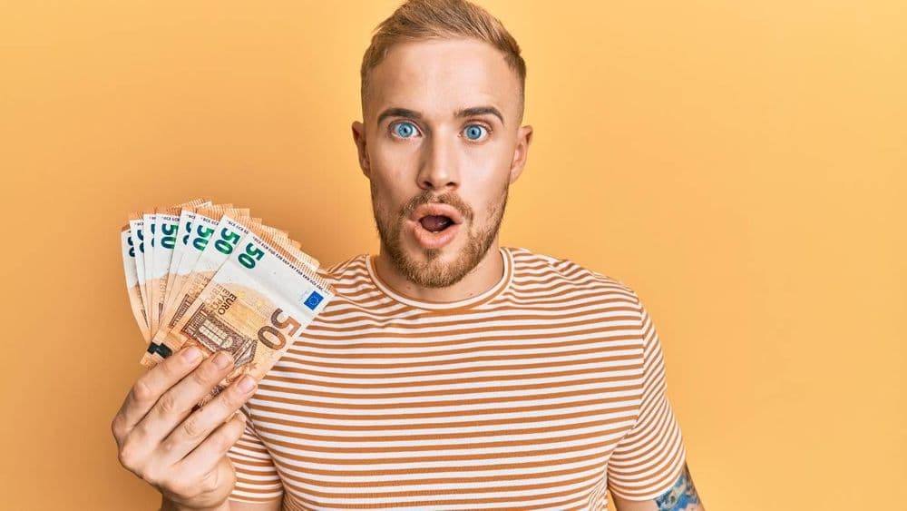 Livrets bancaires à 6% ou assurance vie, quel placement choisir avec les super taux boostés ?