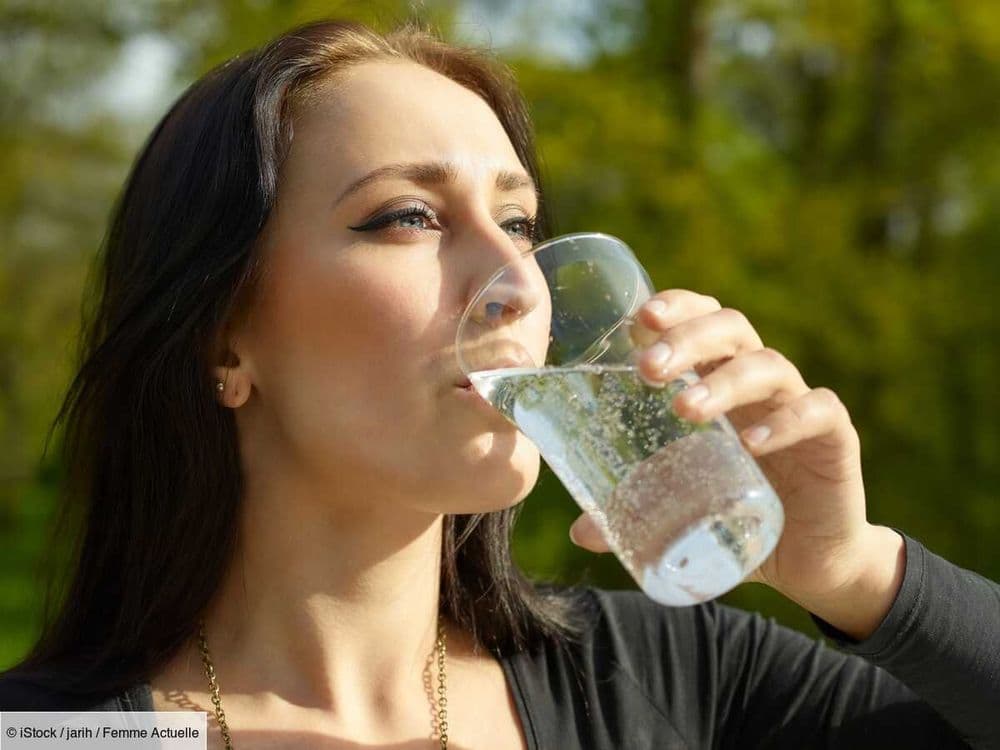L’eau gazeuse est-elle efficace pour aider à perdre du poids ?