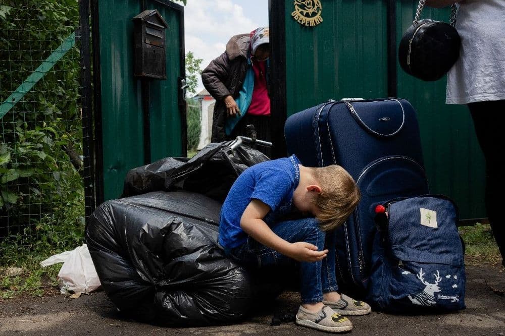 Partir pour ses enfants, le choix douloureux de familles dans l'est de l'Ukraine
