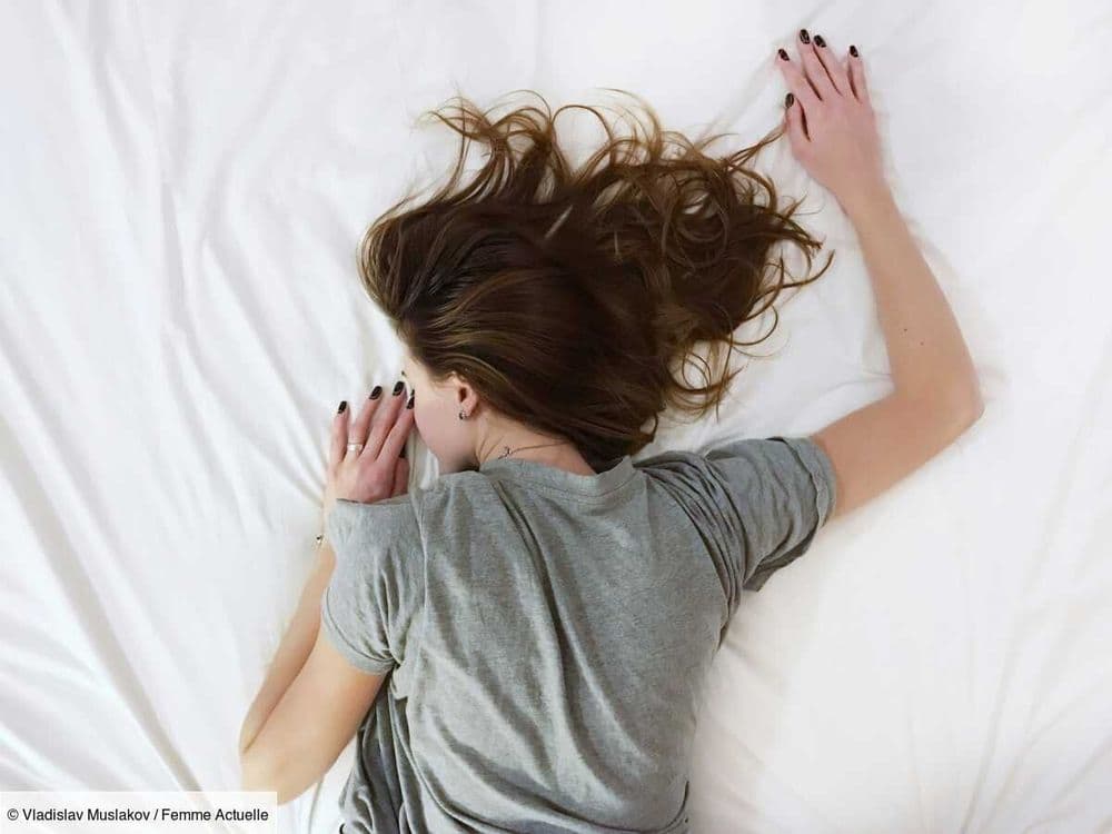 Voici les coiffures idéales pour dormir afin de ne pas abîmer vos cheveux la nuit