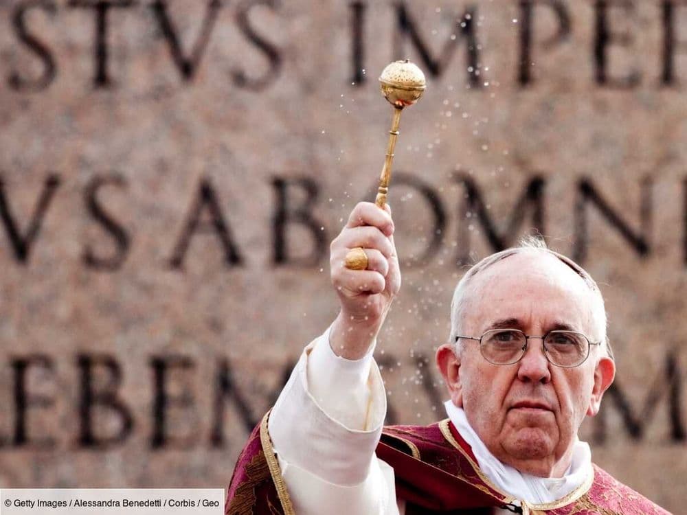 Une tradition vieille de huit siècles: pourquoi la chevalière du pape François pourrait être détruite