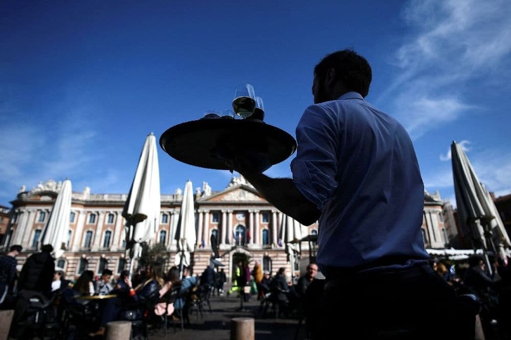 Travailleurs sans-papiers: très attendue, la nouvelle liste des métiers en tension enfin publiée