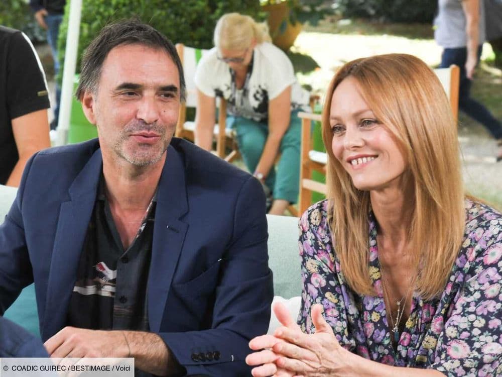 "Il n’est plus mon mari" : les rares confidences de Vanessa Paradis sur son couple avec Samuel Benchetrit
